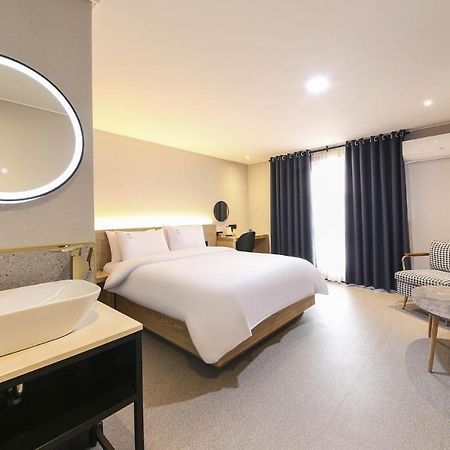 Labe Hotel Jeonju Zewnętrze zdjęcie